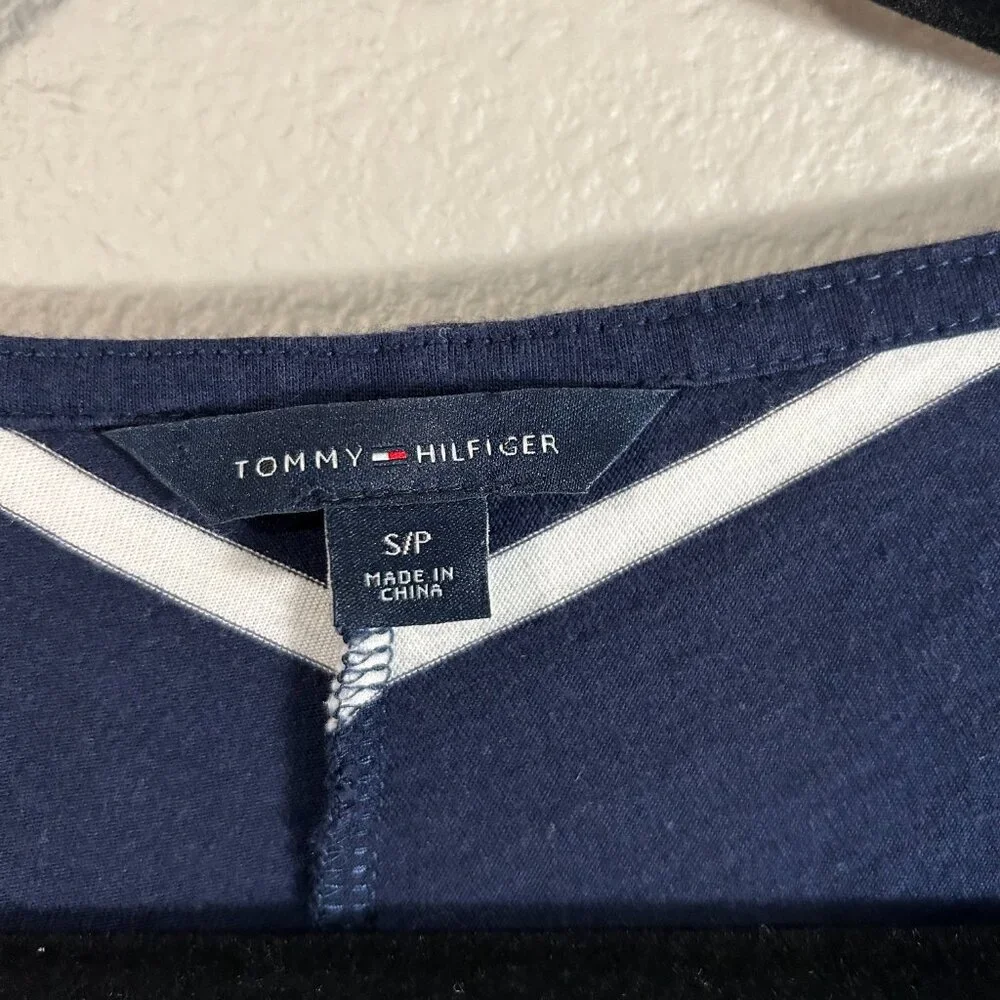 Women's Tommy Hilfiger Navy Blue Chevron Ombre Maxi V-Neck Dress Size: S